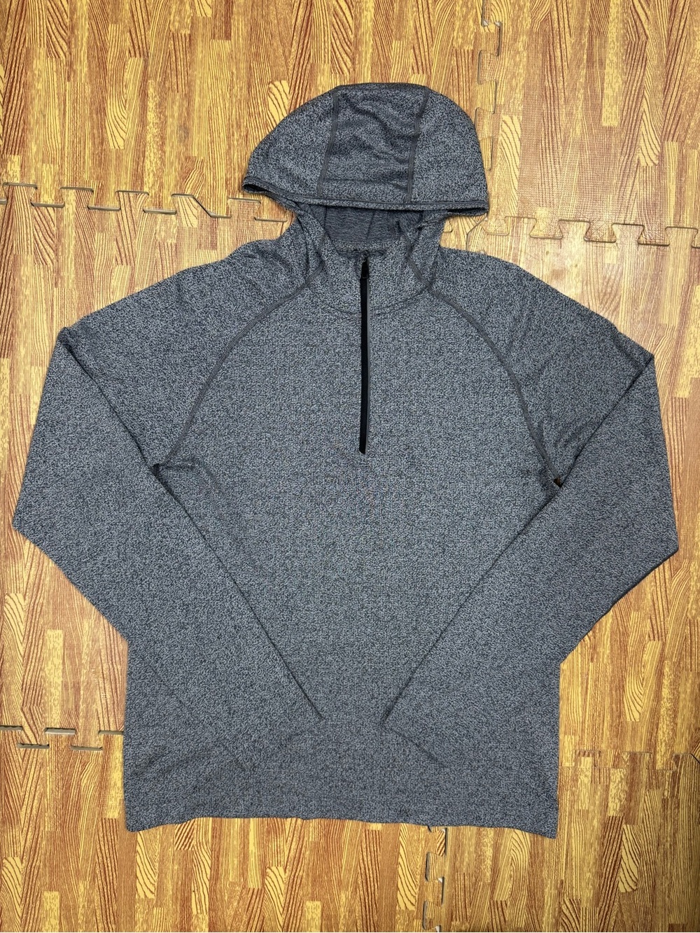 Lululemon Hoodie Mens Medium Gray Black Heather Hooded Surge 1/2 Zip Pullover - Picture 2 of 8